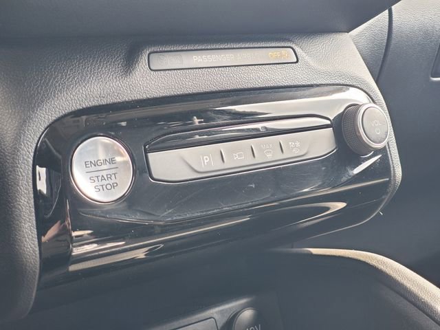 Used 2023 Ford Escape Platinum image 20