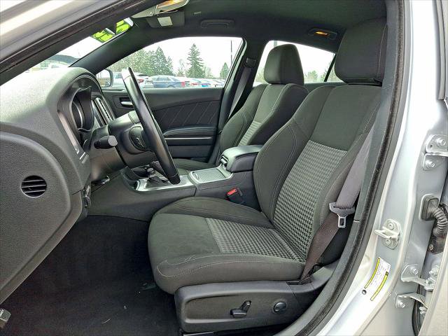 Used 2023 Dodge Charger SXT RWD image 11