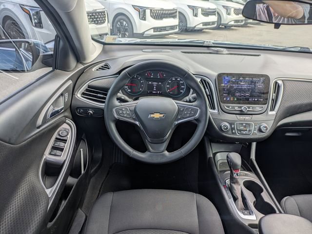 Used 2024 Chevrolet Malibu RS FWD image 15