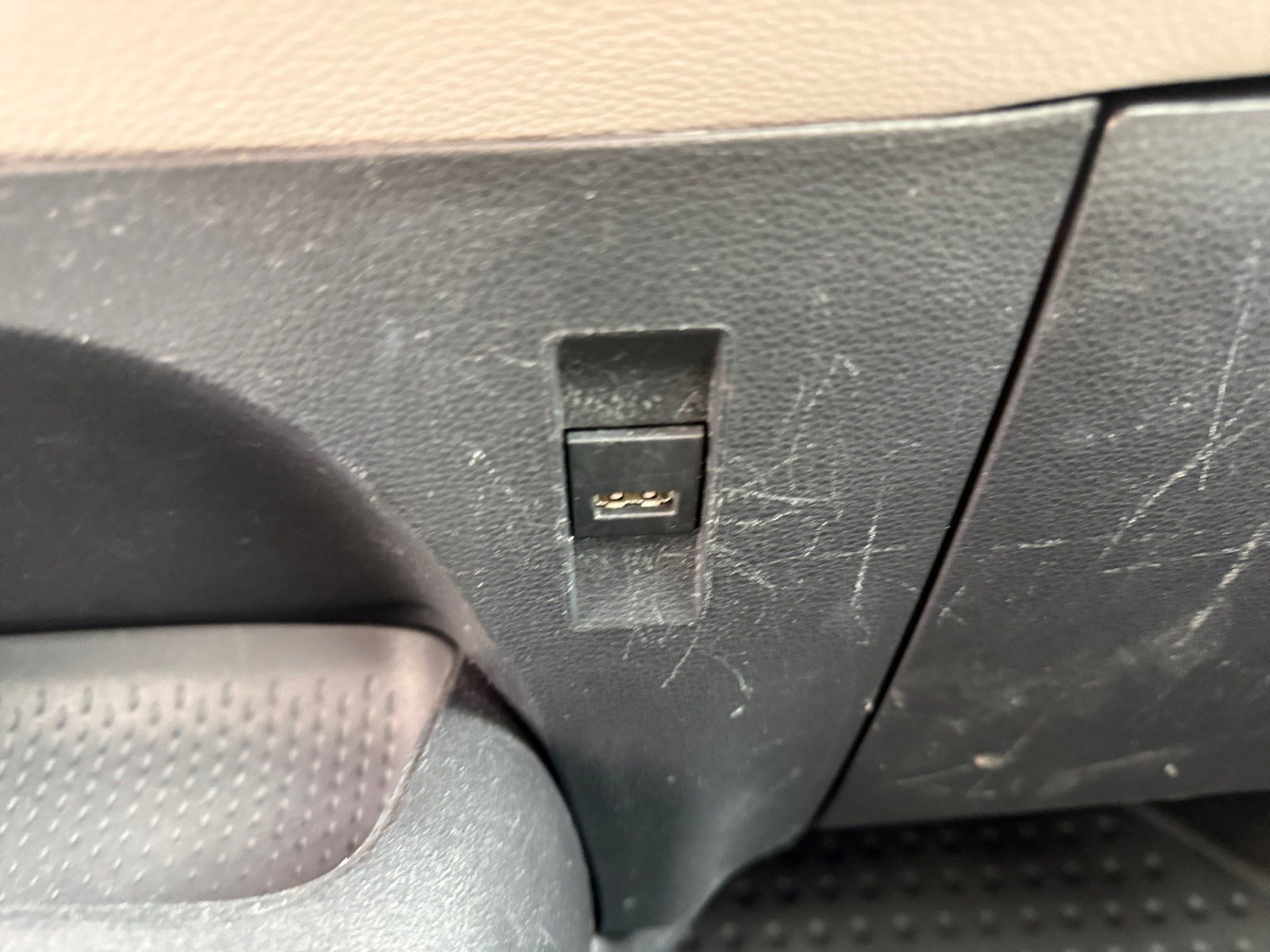 Used 2021 Toyota Corolla LE FWD image 29