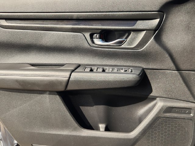 Used 2025 Honda CR-V LX image 22