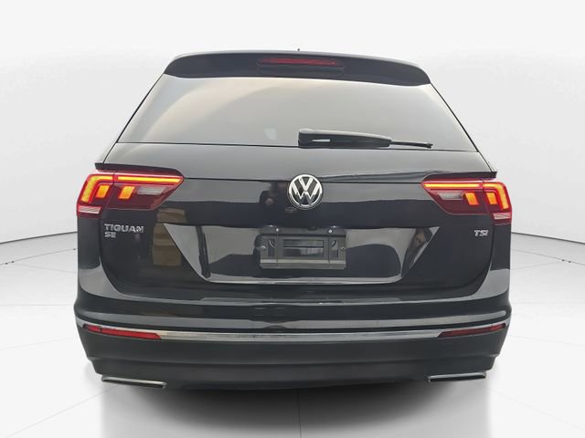 Used 2018 Volkswagen Tiguan SE image 9