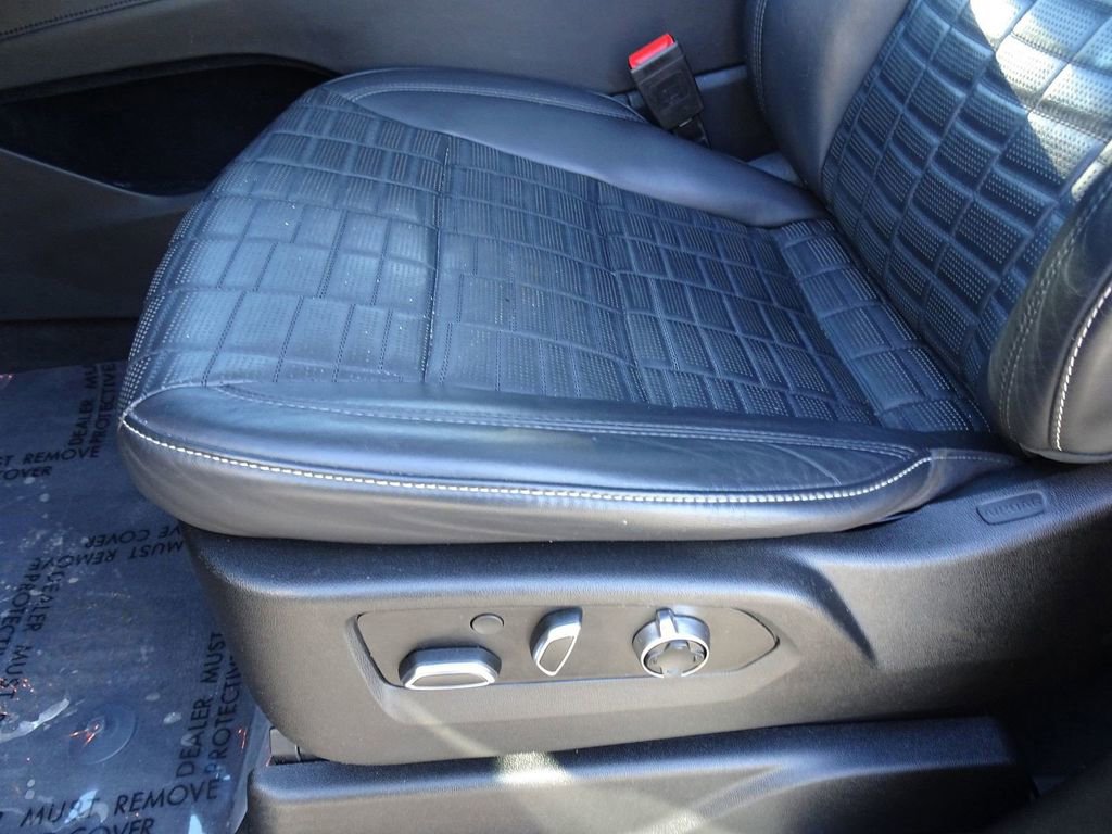 Used 2022 Cadillac Escalade ESV Sport Platinum image 7