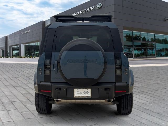 Certified 2026 Land Rover Defender 110 X-Dynamic SE AWD/4WD image 4