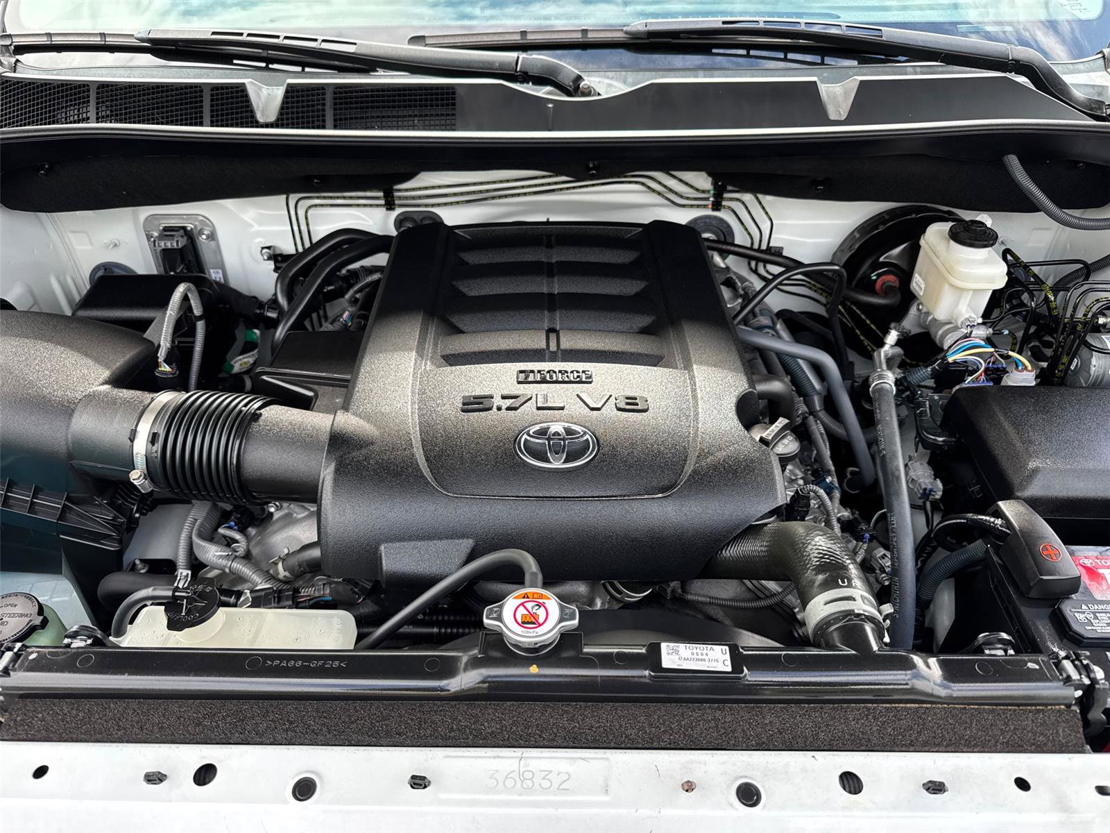 Used 2020 Toyota Tundra Platinum image 10