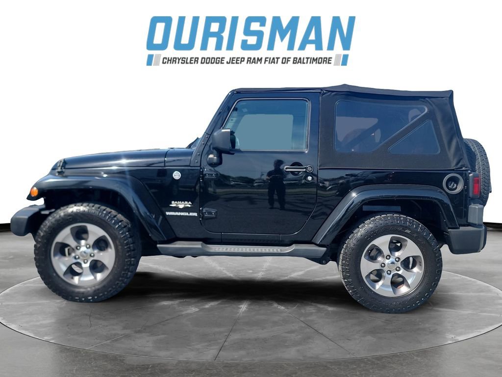 Used 2016 Jeep Wrangler Sahara w/ Connectivity Group AWD/4WD image 3