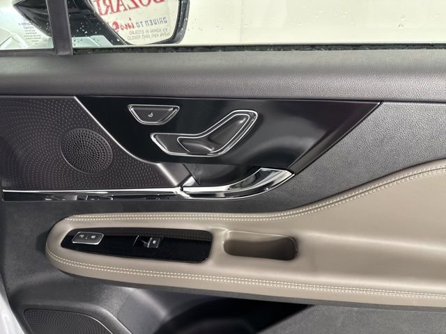 New 2026 Lincoln Corsair Premiere image 22