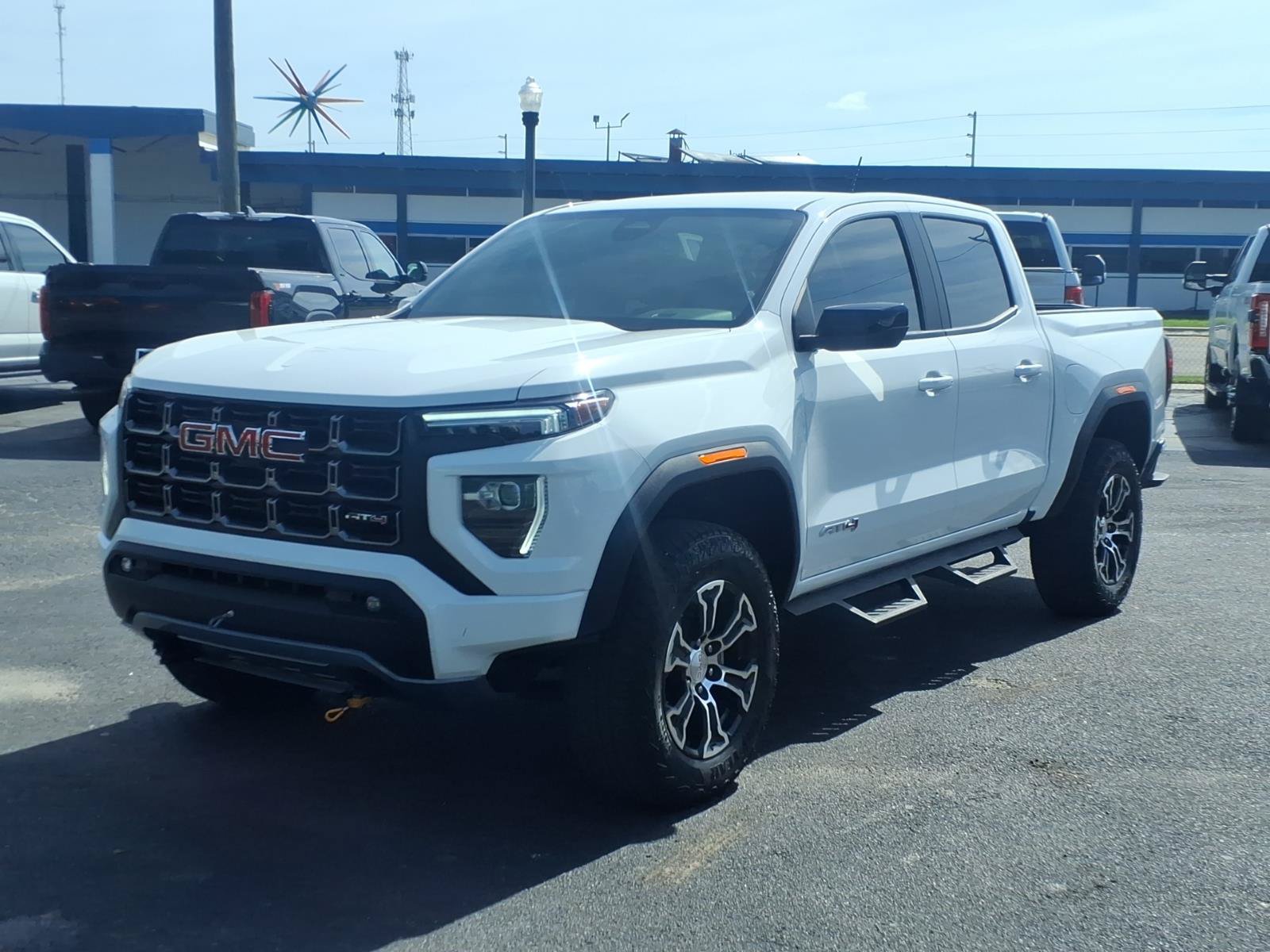 Used 2025 GMC Canyon AT4