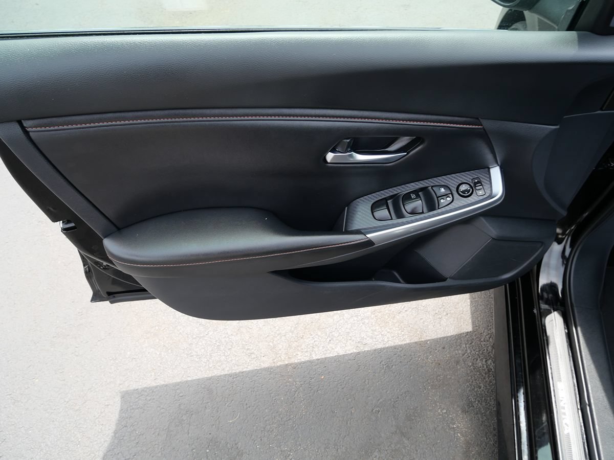 Used 2020 Nissan Sentra SR w/ Electronics Package FWD image 16