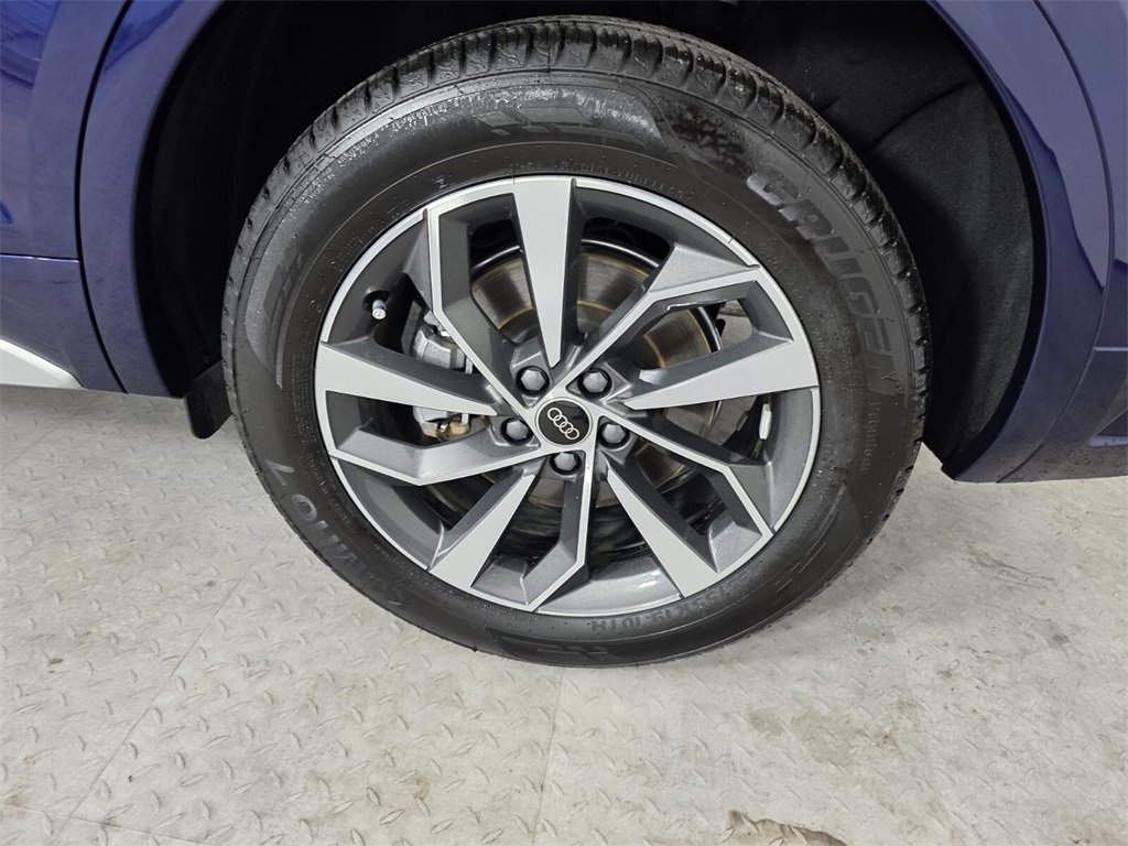 Used 2024 Audi Q5 2.0T Premium image 17