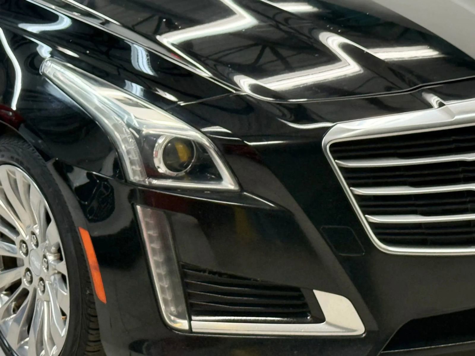 Used 2015 Cadillac CTS Luxury RWD image 4