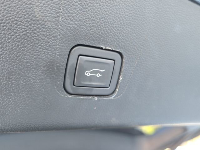 Used 2020 Chevrolet Traverse RS w/ LPO, Floor Liner Package image 12