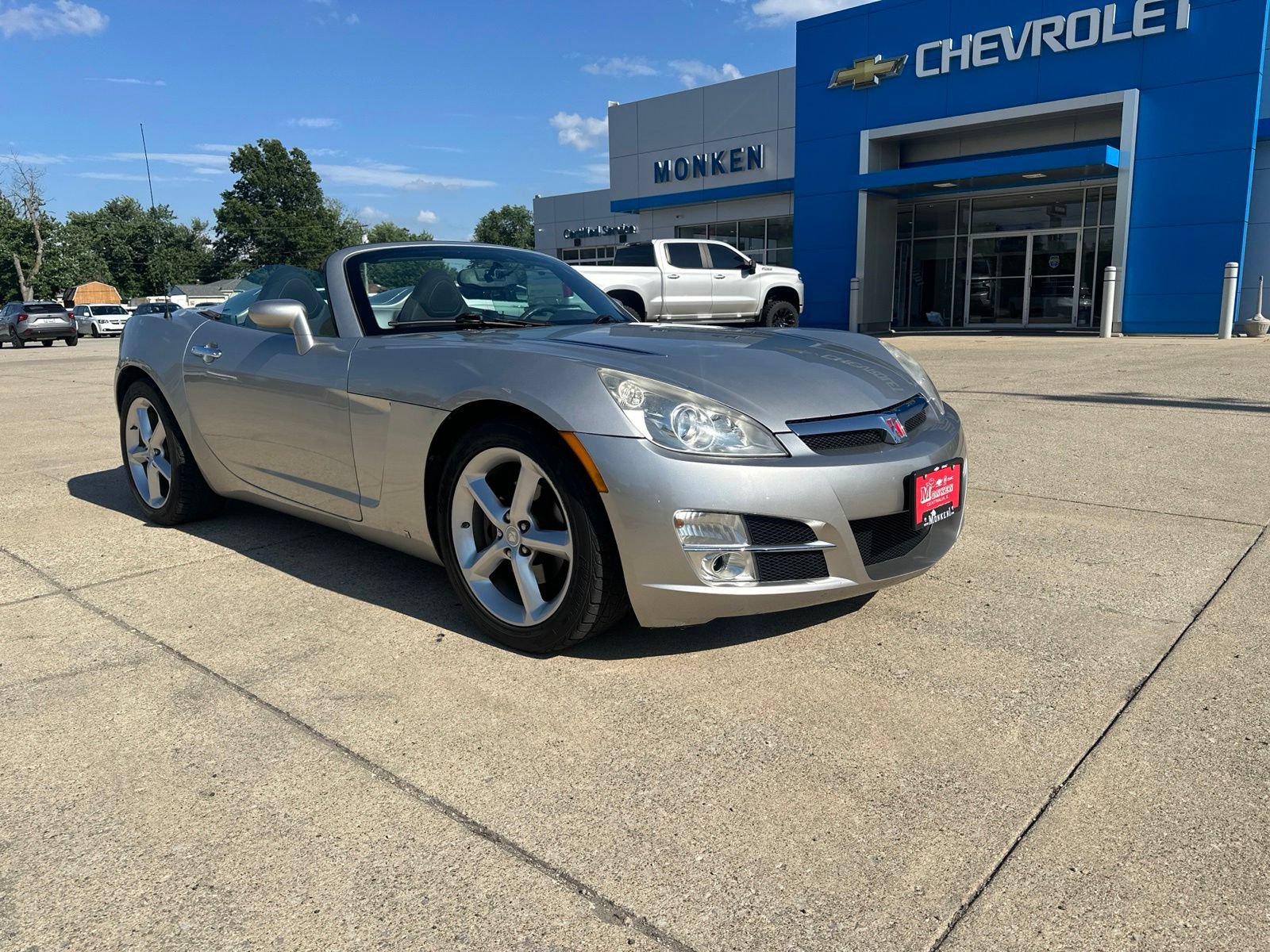 Used 2009 Saturn Sky RWD image 1