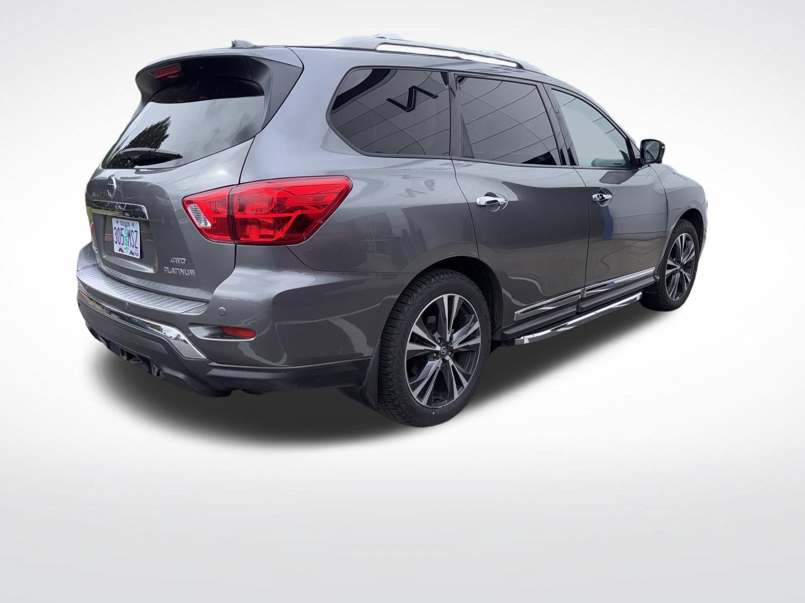 Used 2020 Nissan Pathfinder Platinum w/ Cargo Package AWD/4WD image 5