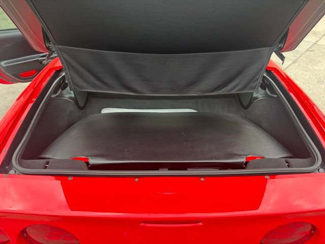 Used 2003 Chevrolet Corvette Coupe w/ Preferred Equipment Group image 17