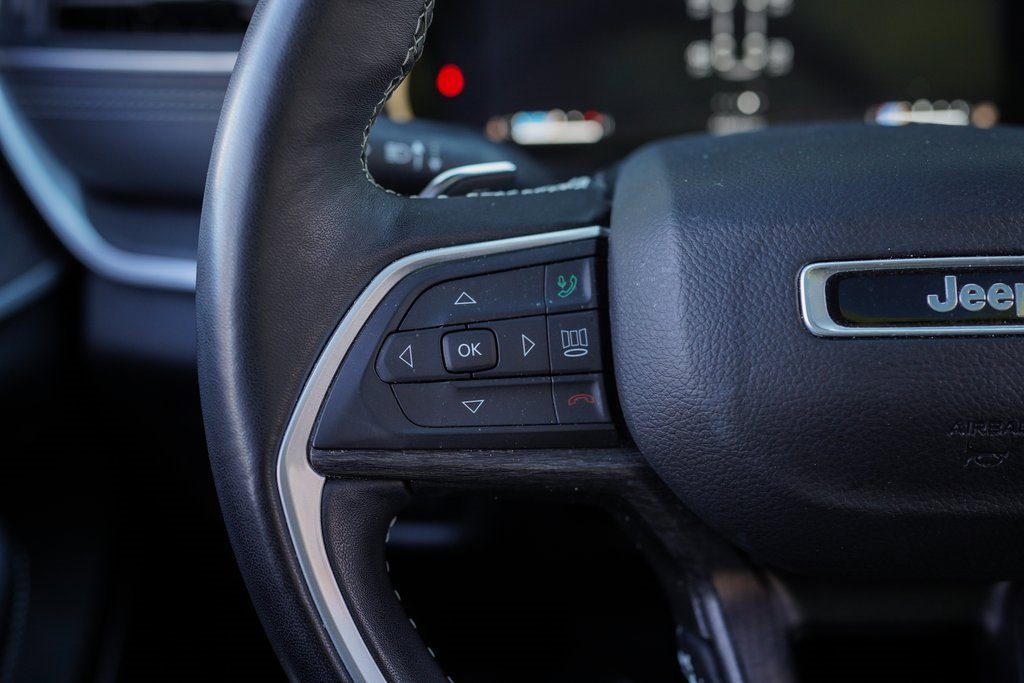 Used 2022 Jeep Grand Cherokee Limited image 27