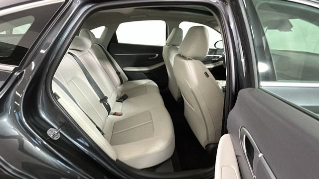 Certified 2025 Hyundai Sonata SEL FWD image 29