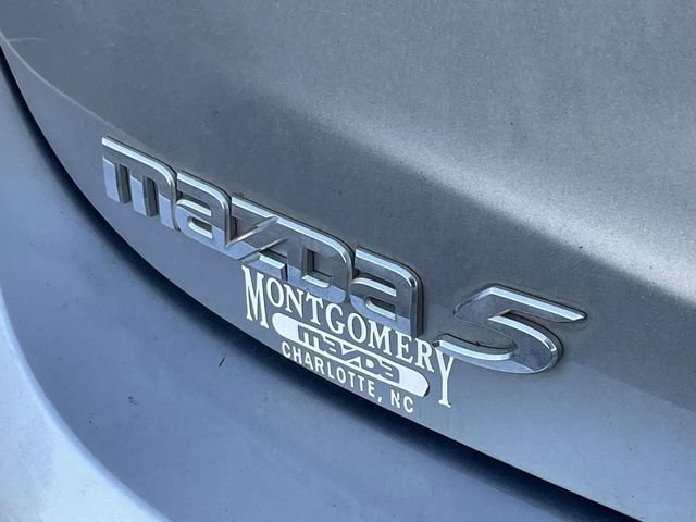 Used 2012 MAZDA MAZDA5 Touring FWD image 10