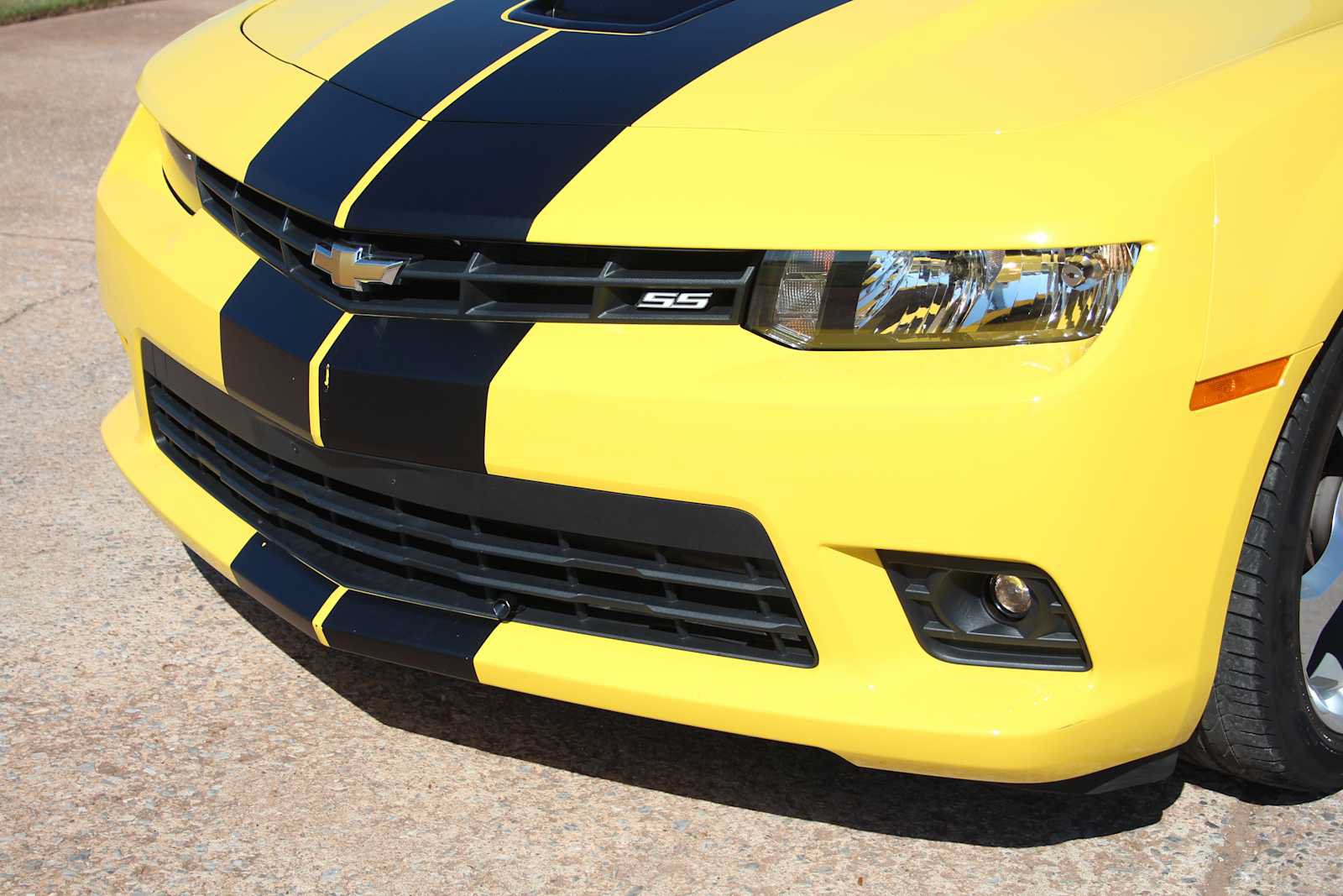 Used 2015 Chevrolet Camaro SS RWD image 6