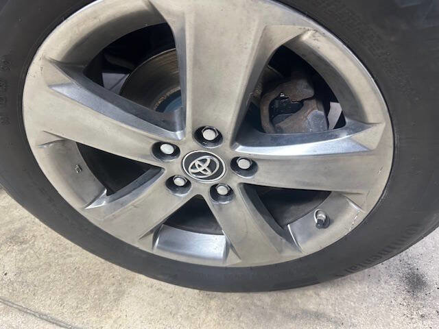 Used 2015 Toyota RAV4 XLE AWD/4WD image 8