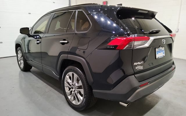 Used 2019 Toyota RAV4 Limited w/ Advanced Technology Package AWD/4WD image 6