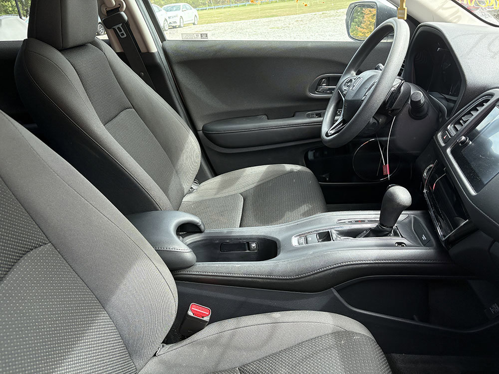 Used 2021 Honda HR-V EX image 5