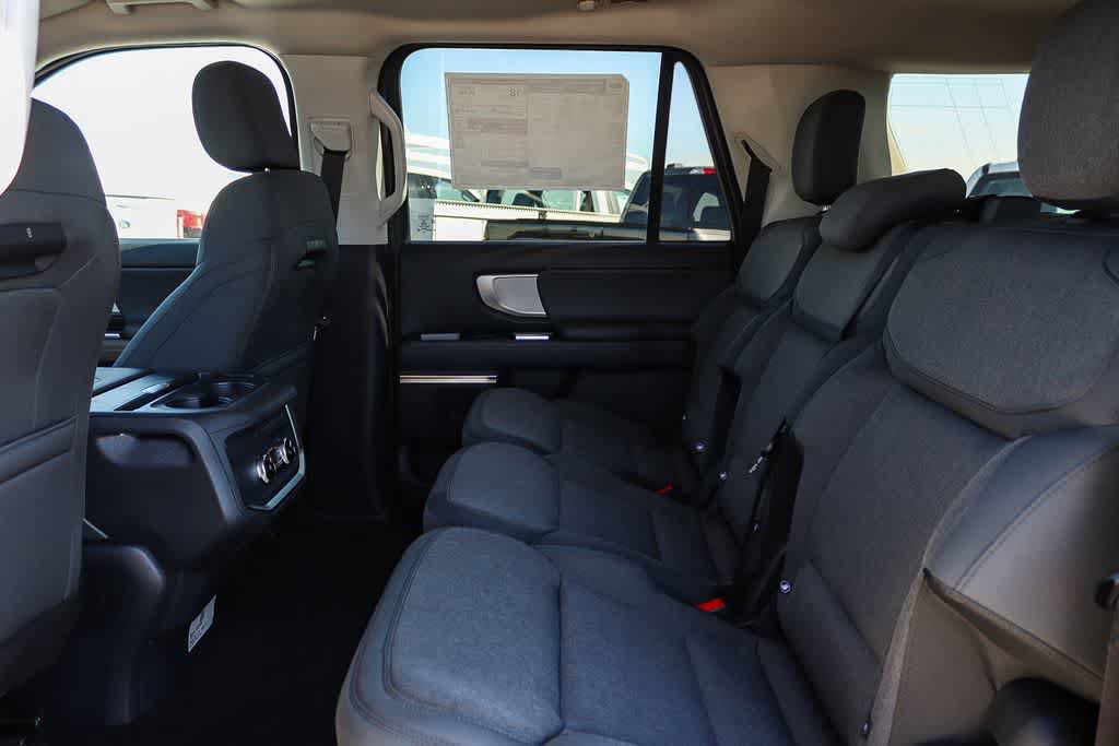 New 2027 Ford Expedition Max Active AWD/4WD image 17