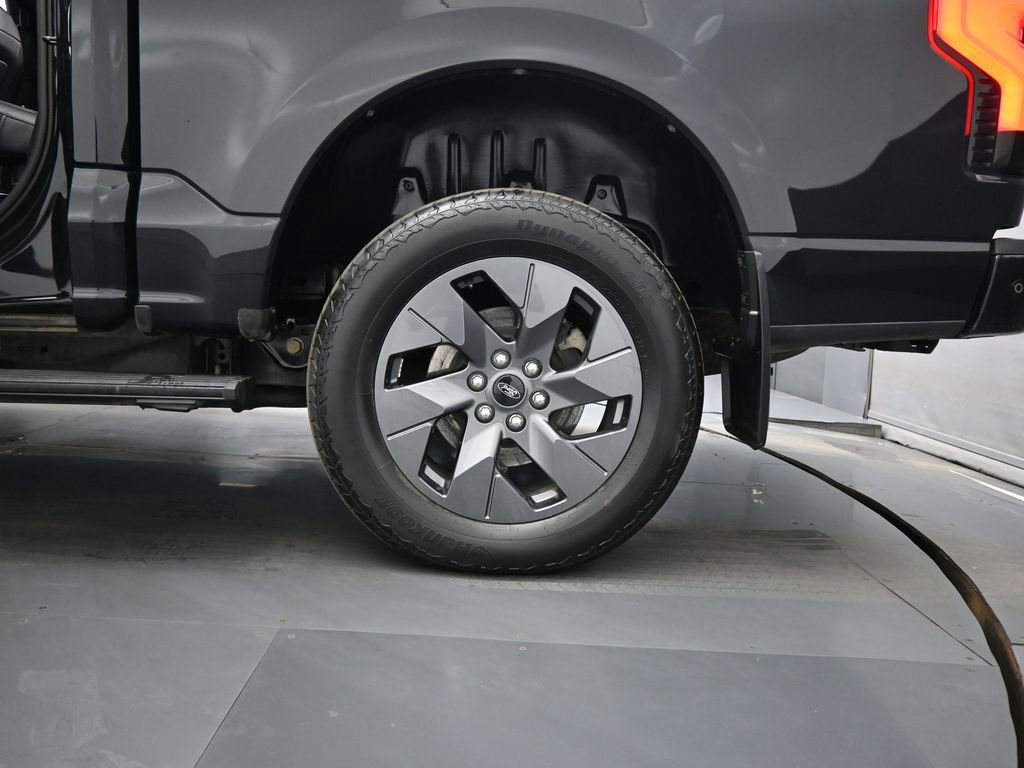 Certified 2023 Ford F150 Lightning Lariat w/ Equipment Group 511A High image 25