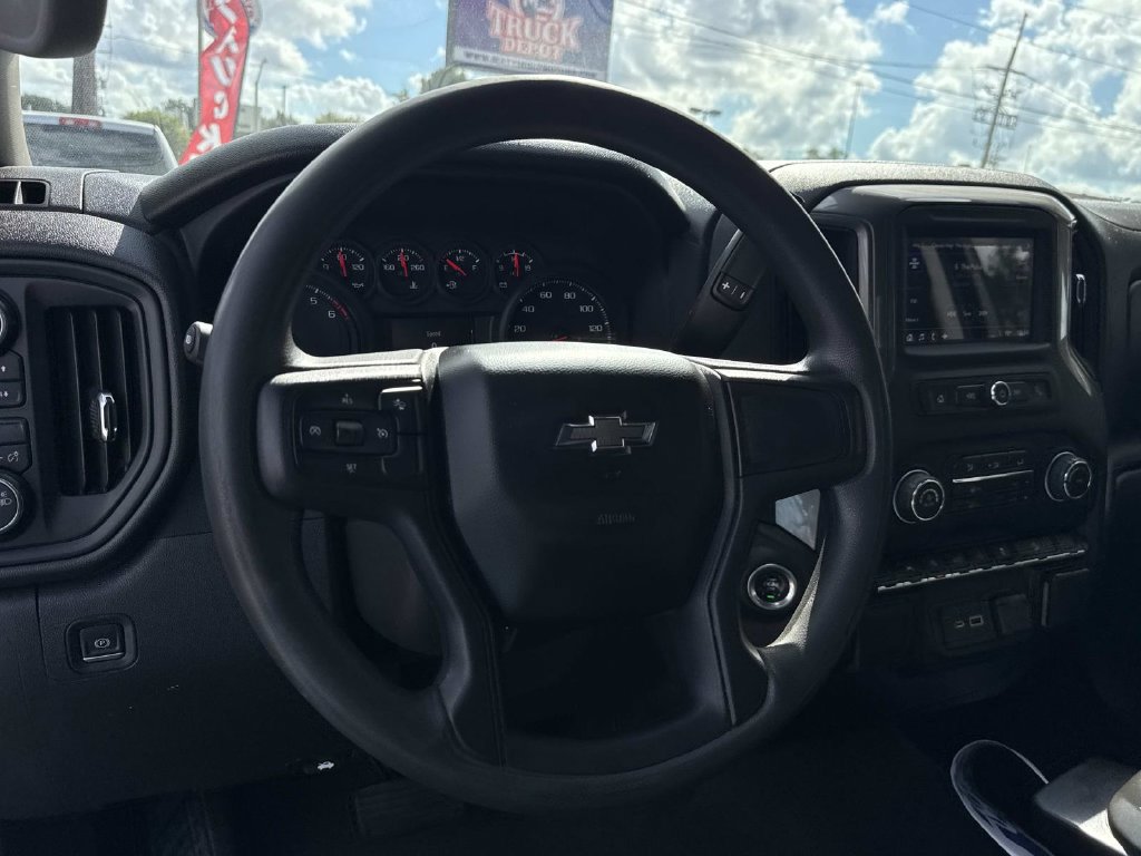 Used 2022 Chevrolet Silverado 1500 Custom Trail Boss AWD/4WD image 21
