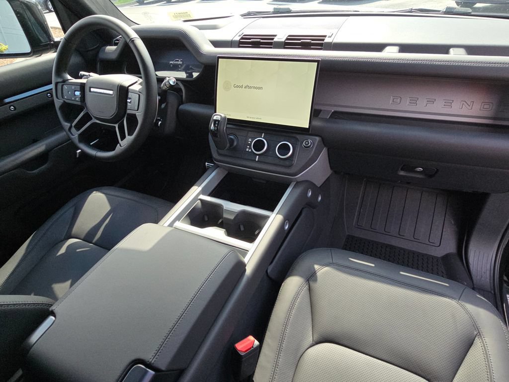 New 2026 Land Rover Defender 90 V8 AWD/4WD image 14