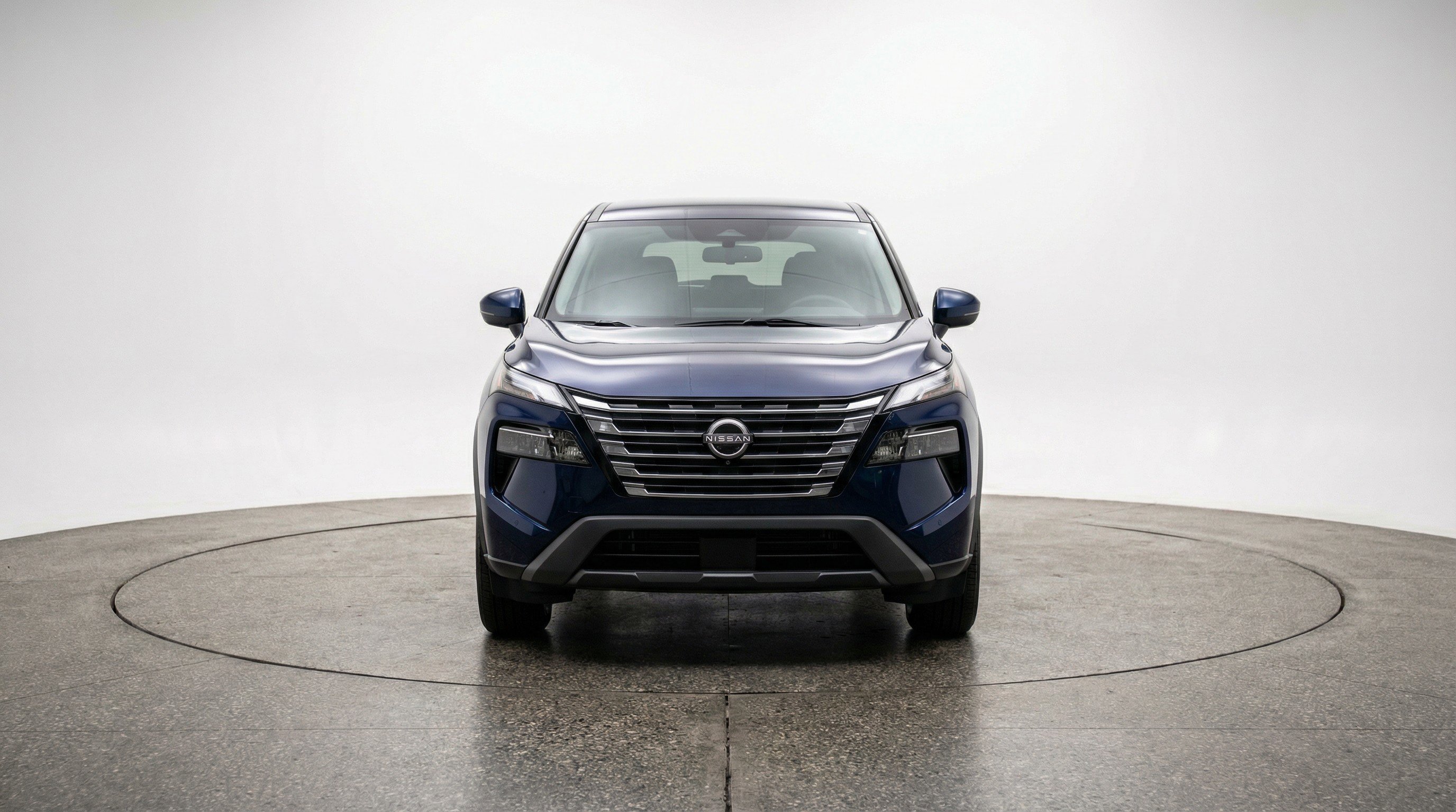 Used 2025 Nissan Rogue SV image 2