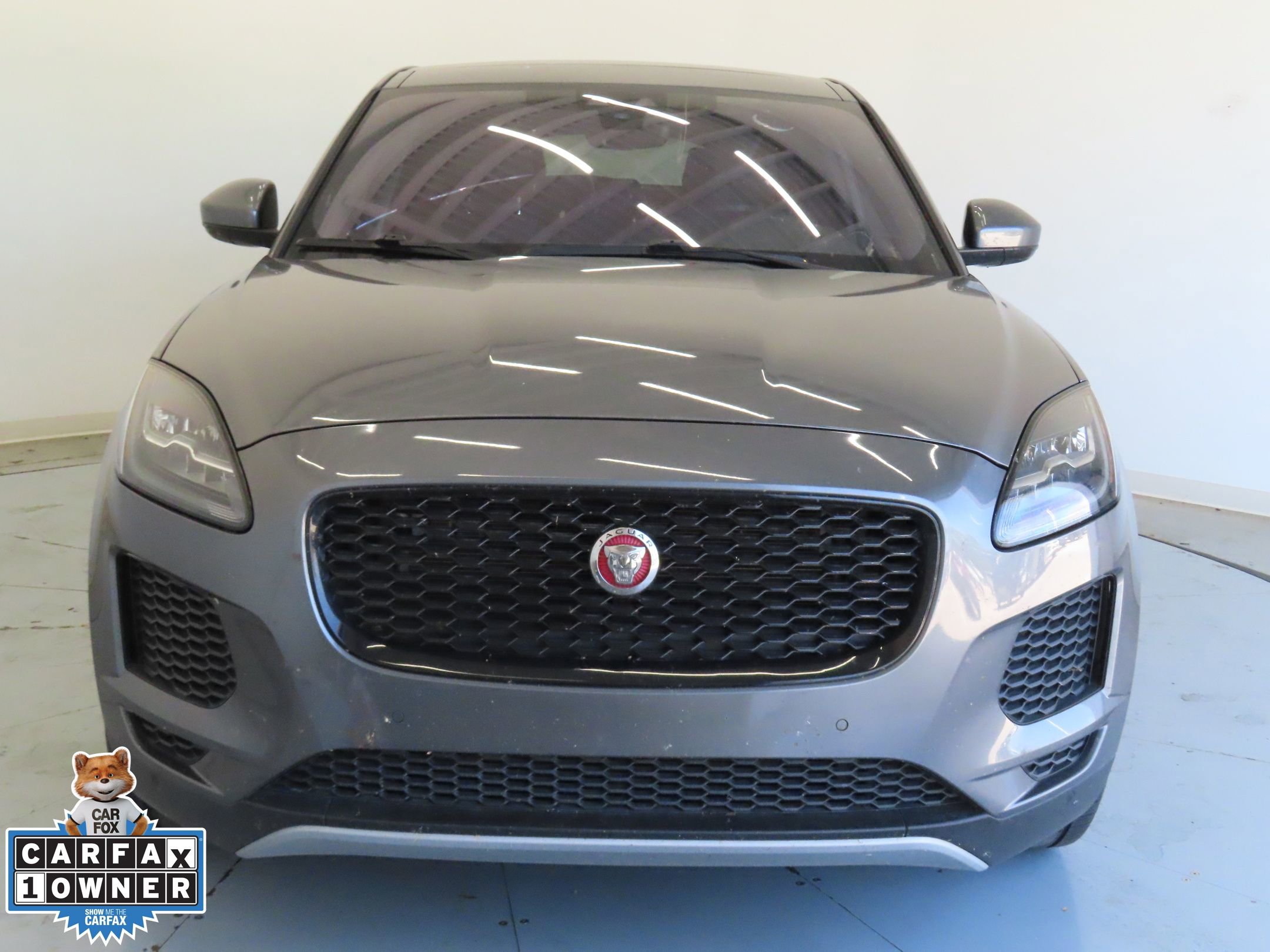 Used 2020 Jaguar E-PACE SE image 10