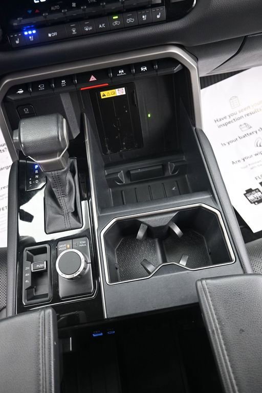 Used 2023 Toyota Tundra Limited AWD/4WD image 23