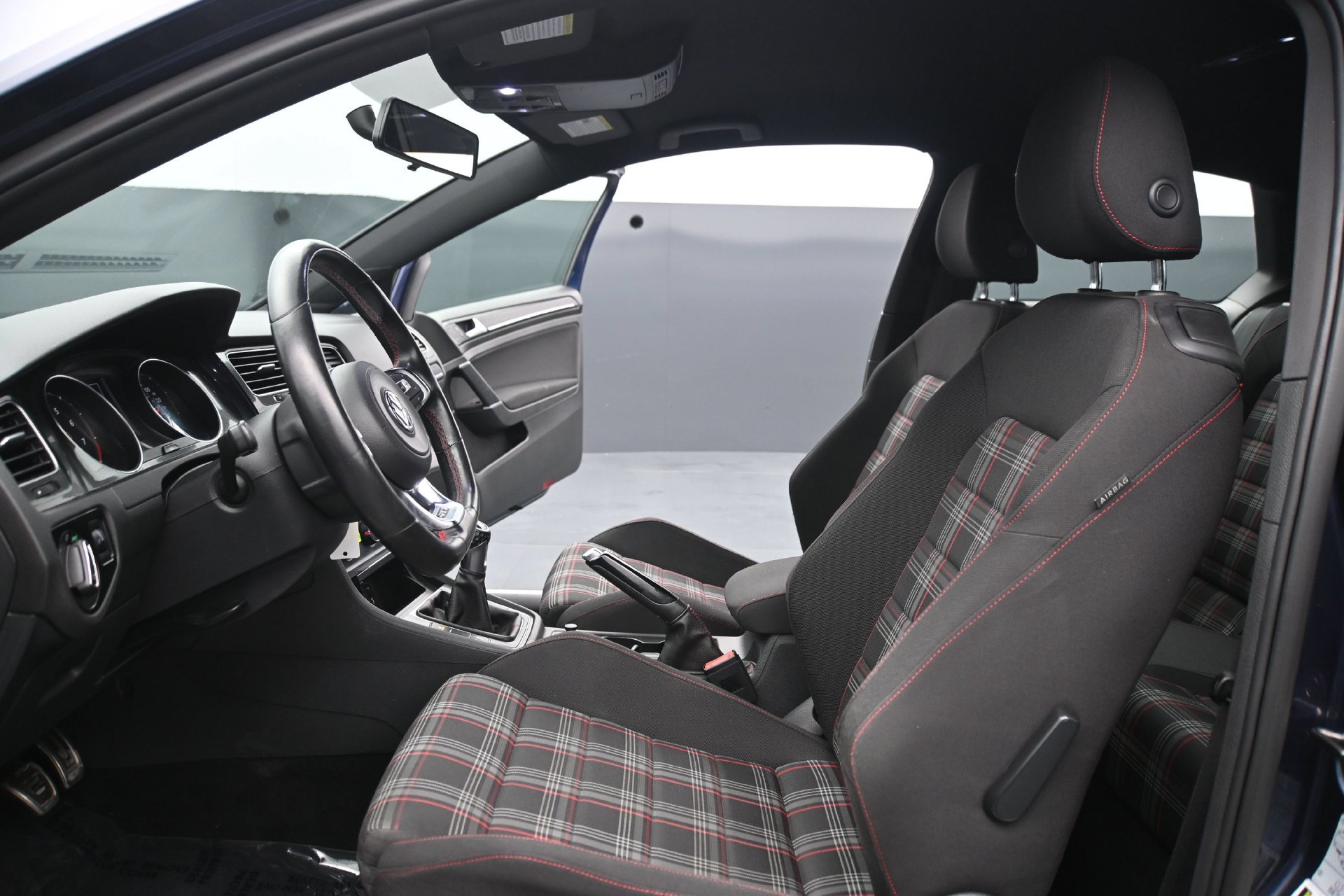 Used 2016 Volkswagen GTI S FWD image 18