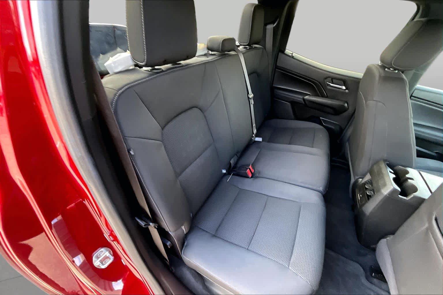 Used 2023 Chevrolet Colorado LT RWD image 16