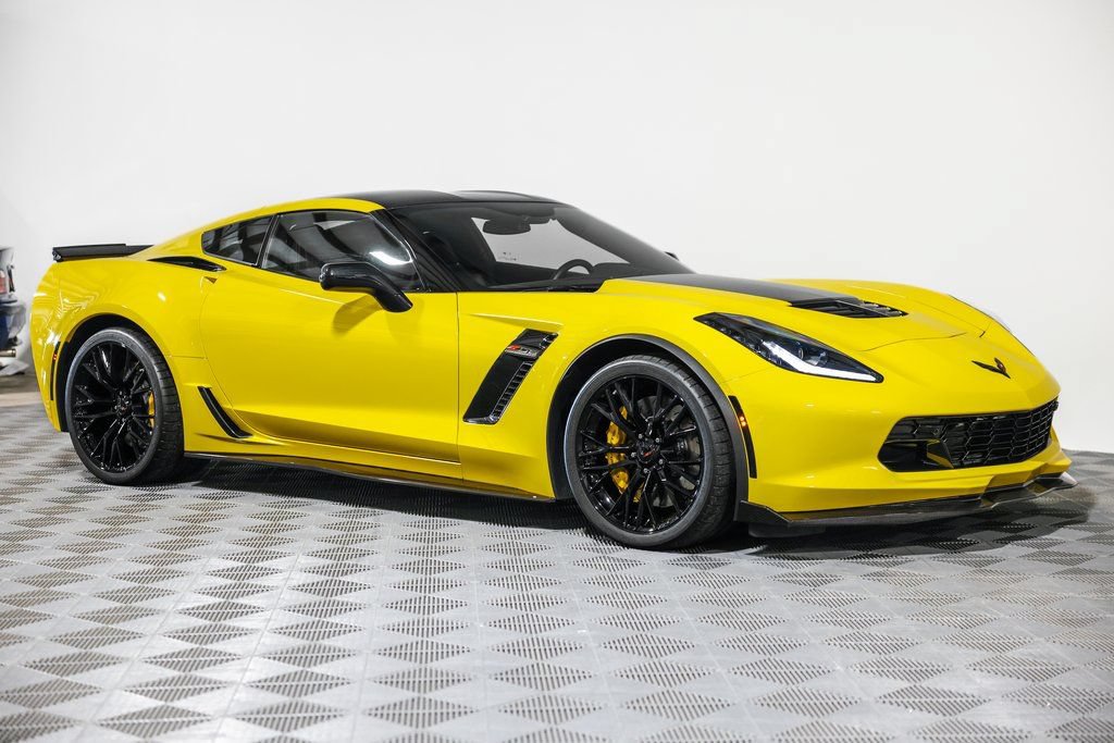 Used 2017 Chevrolet Corvette Z06 RWD image 5