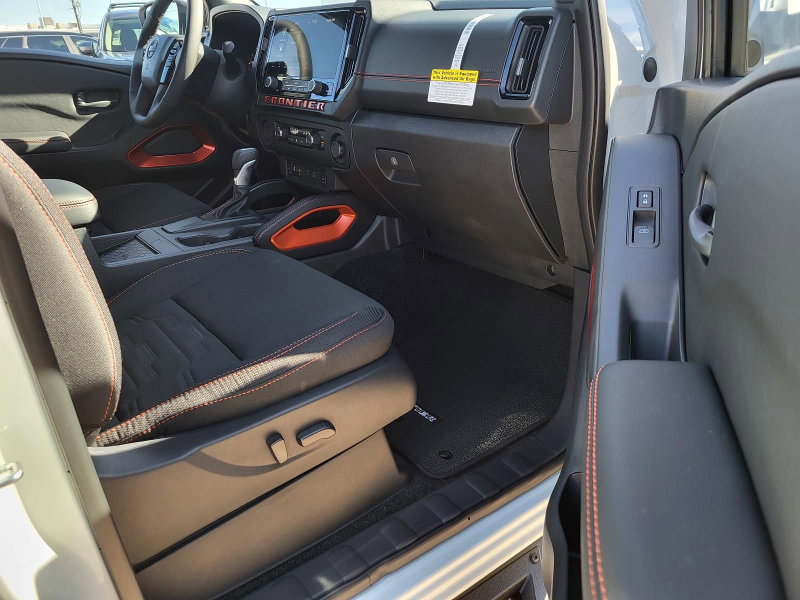 New 2026 Nissan Frontier Pro-X w/ Pro-X Convenience Package image 14