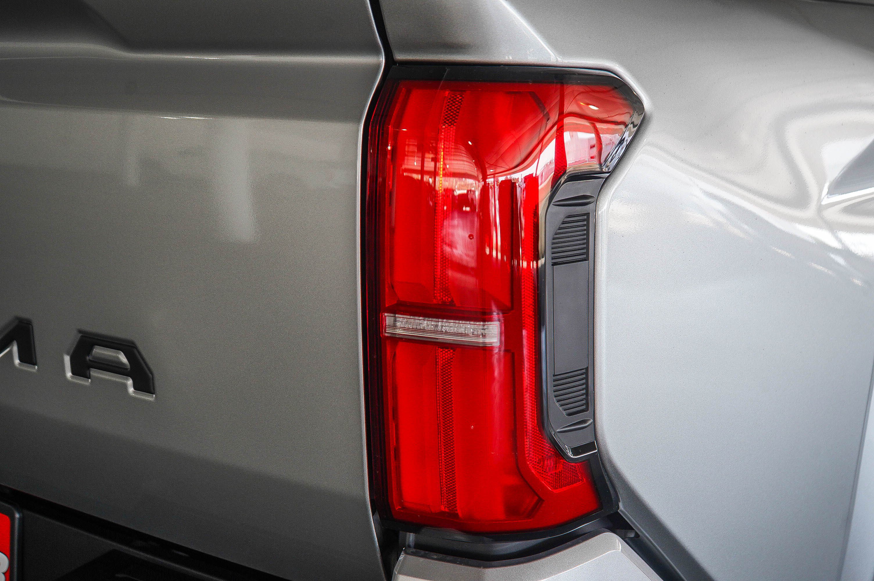 New 2026 Toyota Tacoma SR5 AWD/4WD image 8