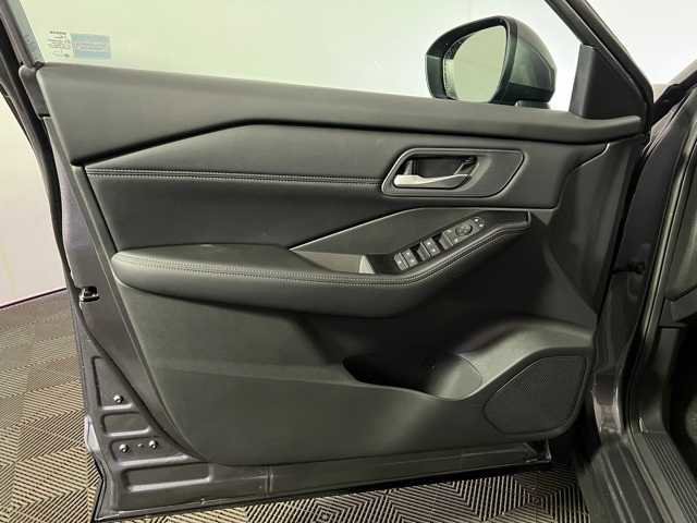 New 2026 Nissan Rogue SV image 14