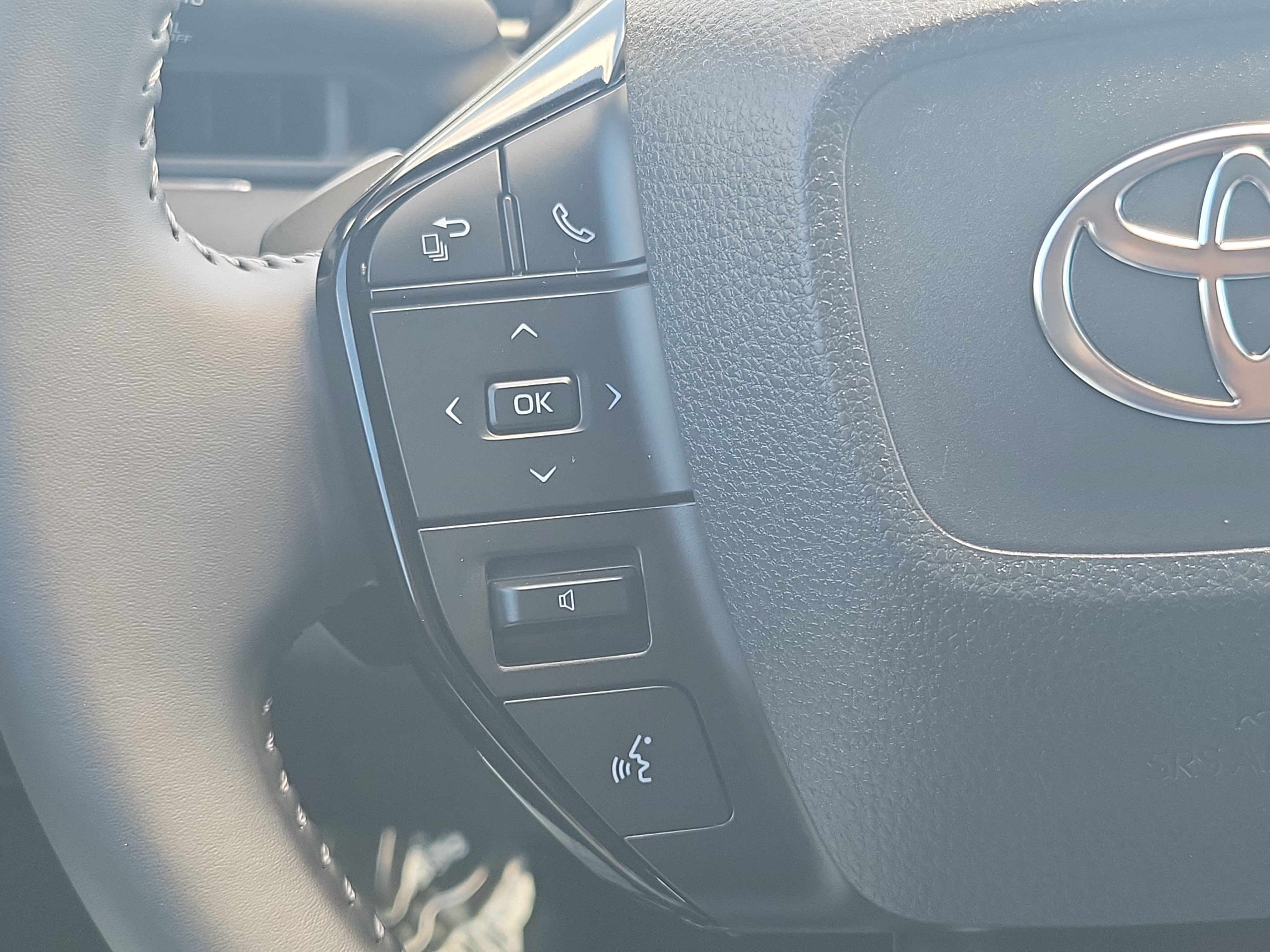 Used 2026 Toyota bZ AWD/4WD image 25