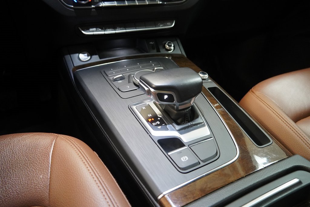Used 2019 Audi Q5 2.0T Premium w/ Convenience Package image 22