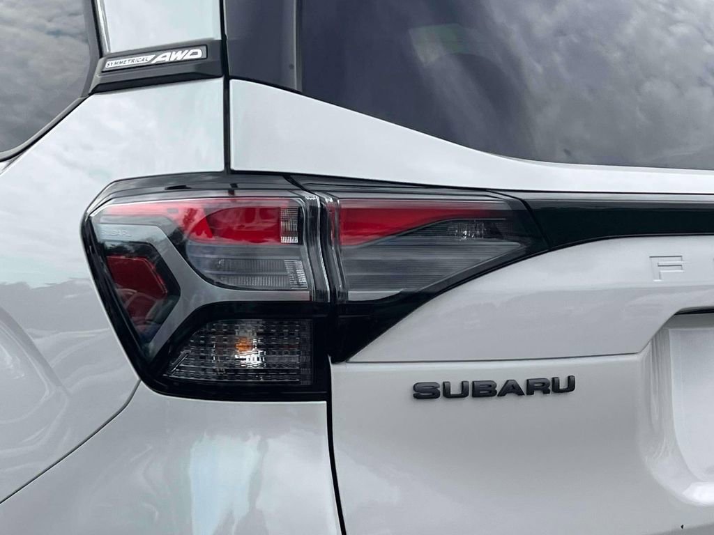 Certified 2025 Subaru Forester Limited image 8