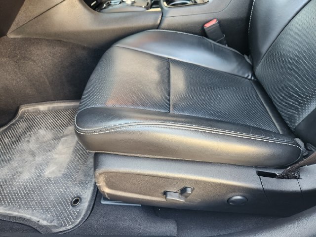 Used 2023 Chrysler 300 S w/ Comfort Group RWD image 25