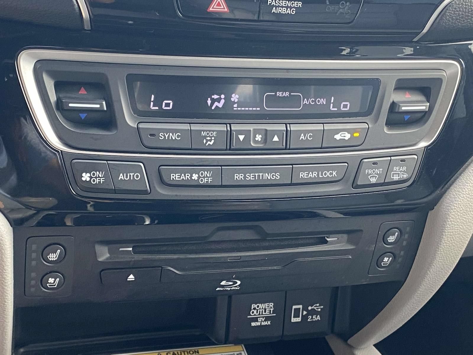 Used 2019 Honda Pilot Elite image 33