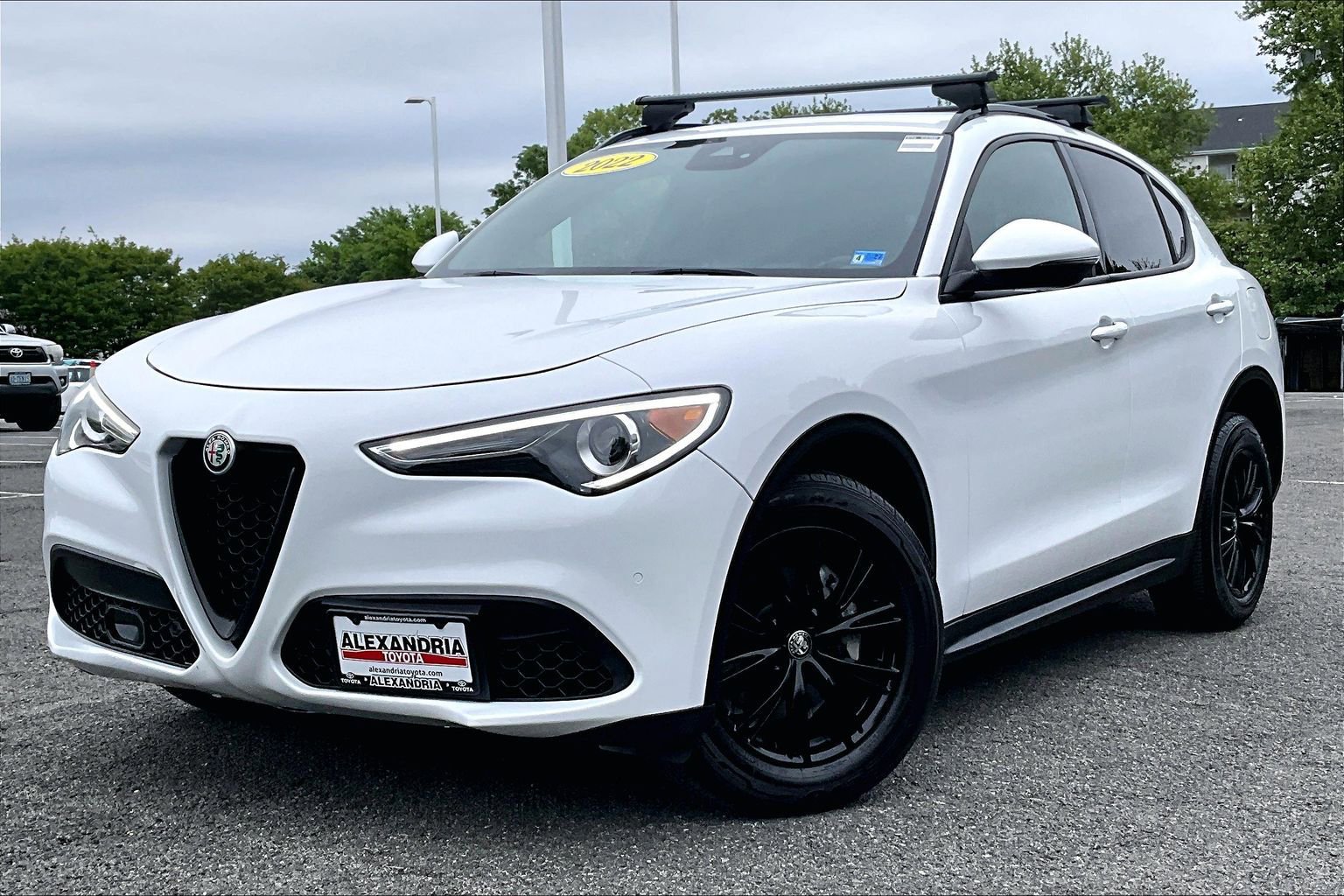 Used 2022 Alfa Romeo Stelvio Sprint AWD/4WD image 1