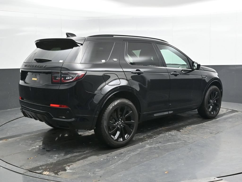 Used 2025 Land Rover Discovery Sport Dynamic SE AWD/4WD image 4
