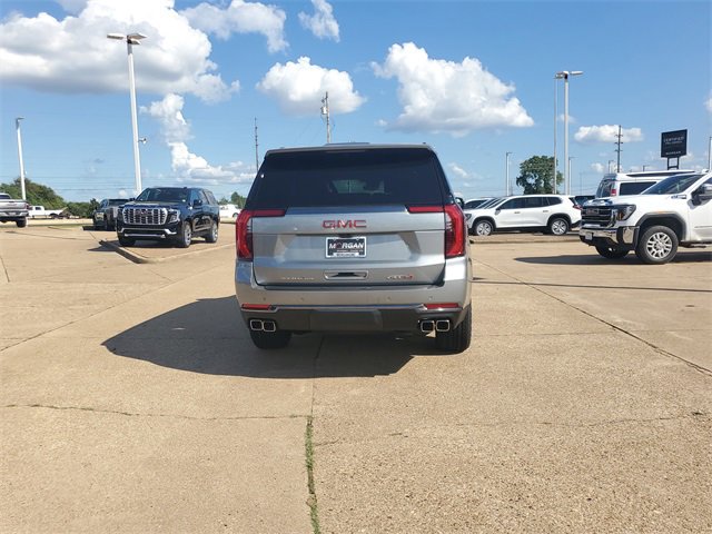 New 2026 GMC Yukon AT4 w/ AT4 Premium Plus Package image 6