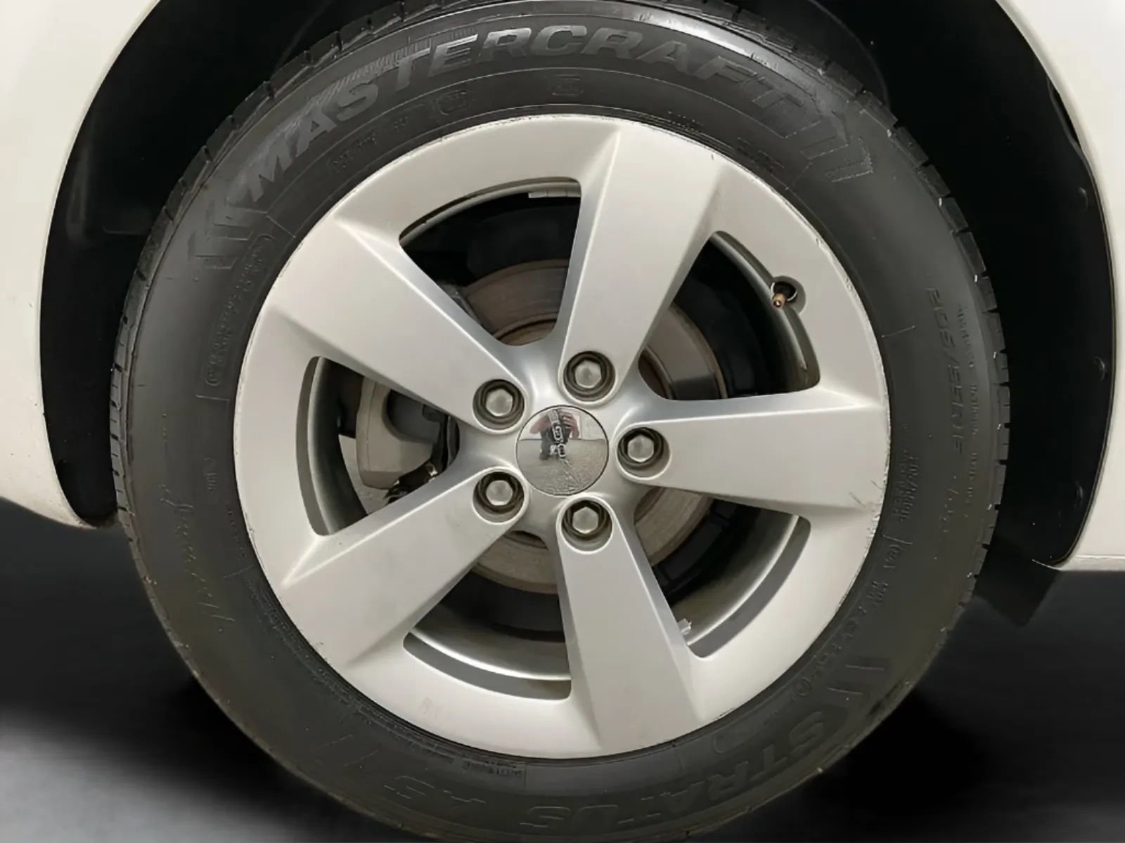 Used 2016 Dodge Dart SXT FWD image 26