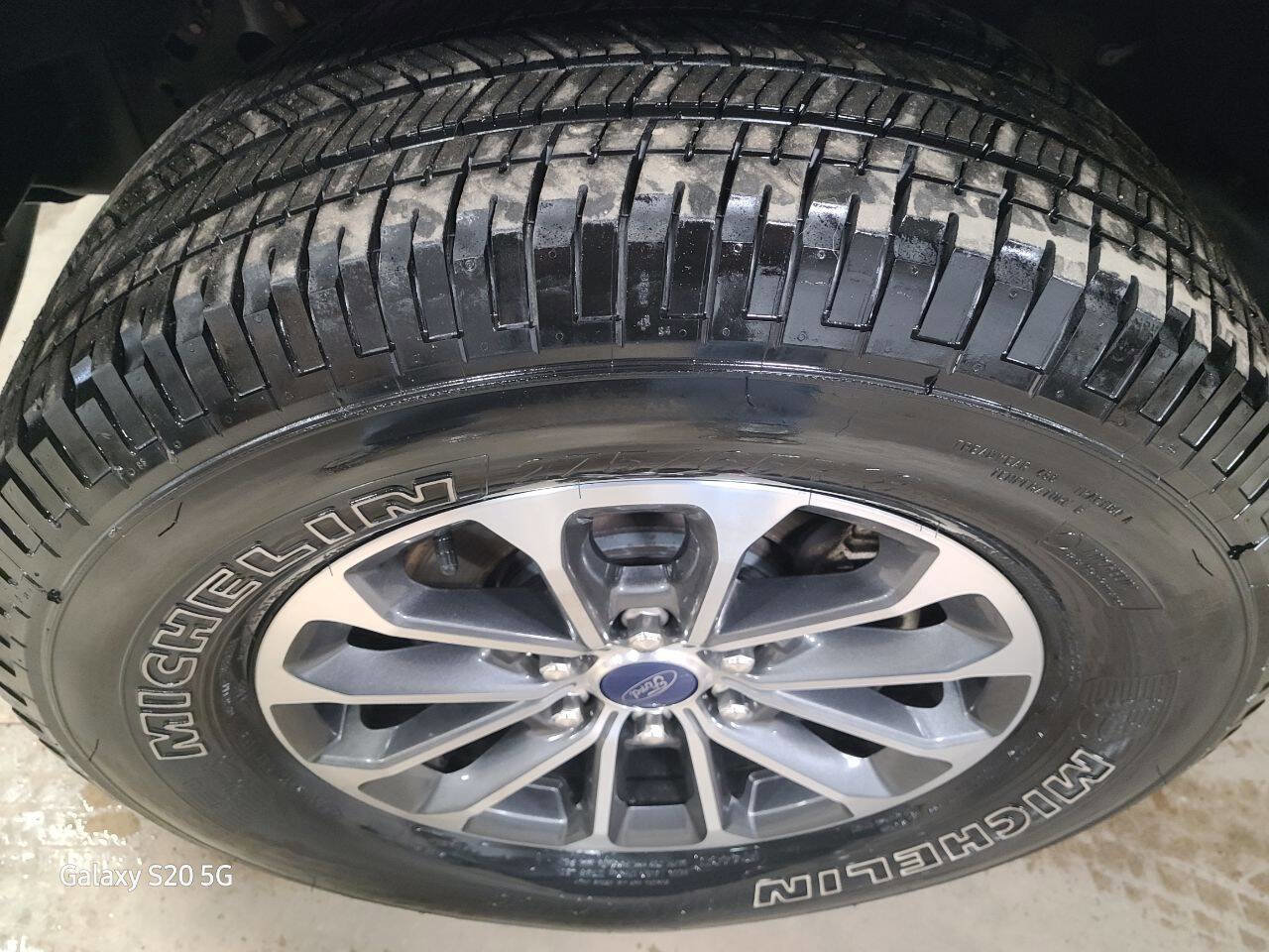 Used 2019 Ford F150 XLT w/ Equipment Group 302A Luxury image 18