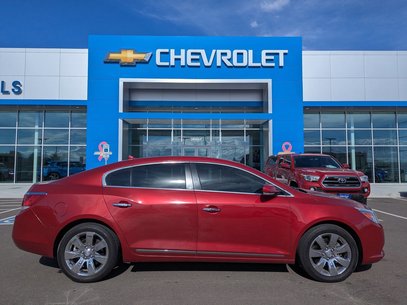 Used 2013 Buick LaCrosse Premium w/ Driver Confidence Package FWD image 32